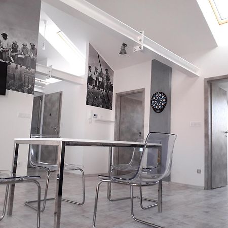 8X8 Tetoter Apartman 塞格德 外观 照片