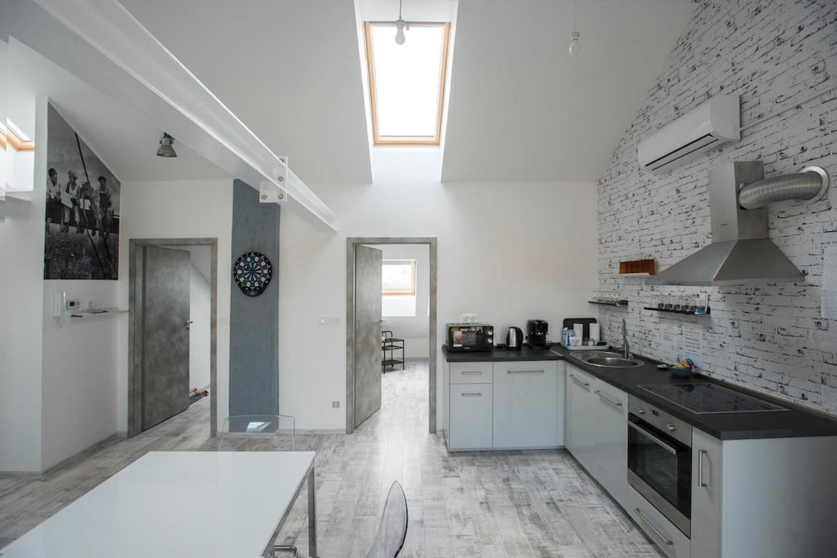 8X8 Tetoter Apartman 塞格德 外观 照片